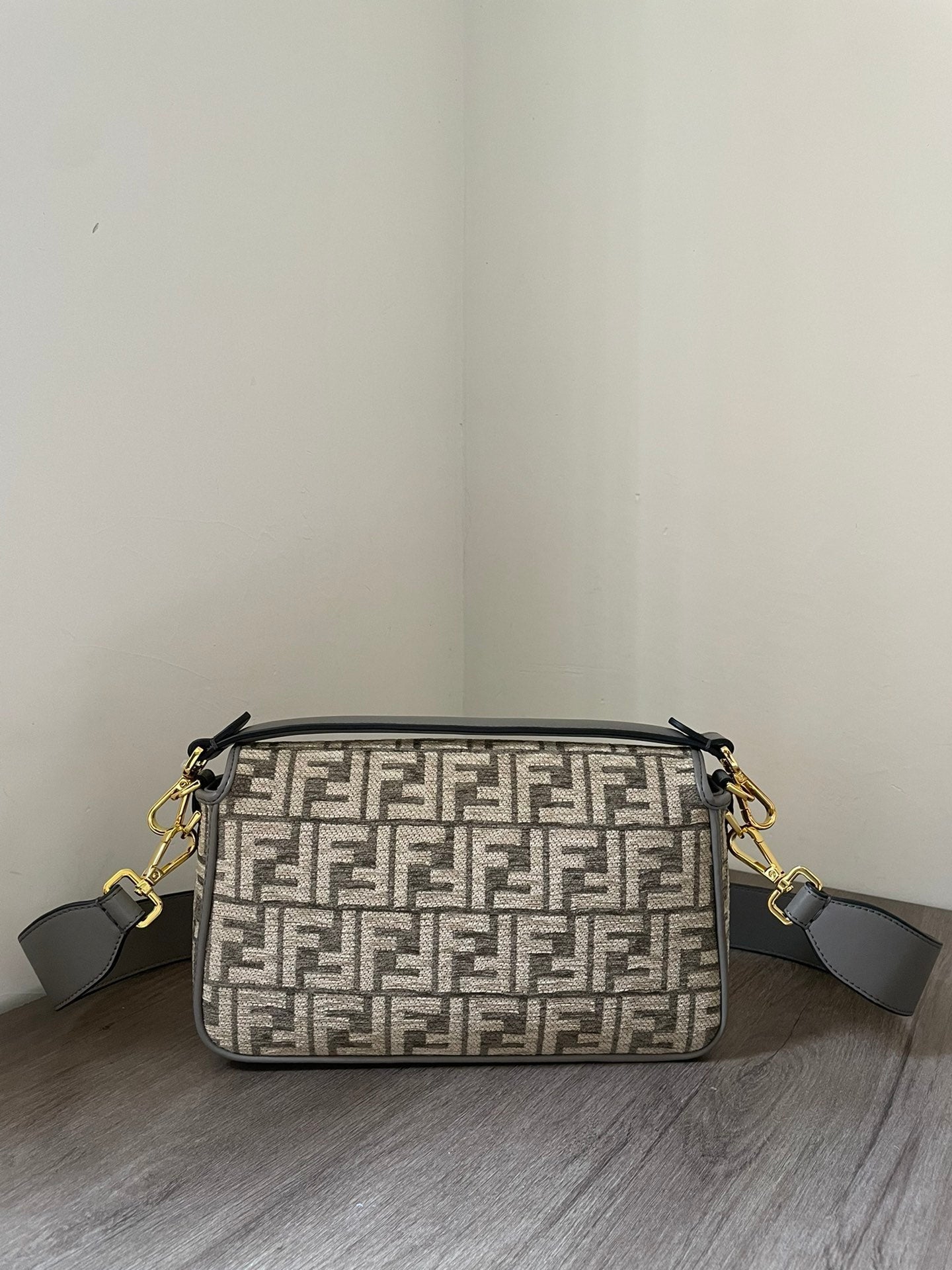 ELE -  Bag - FED - 165