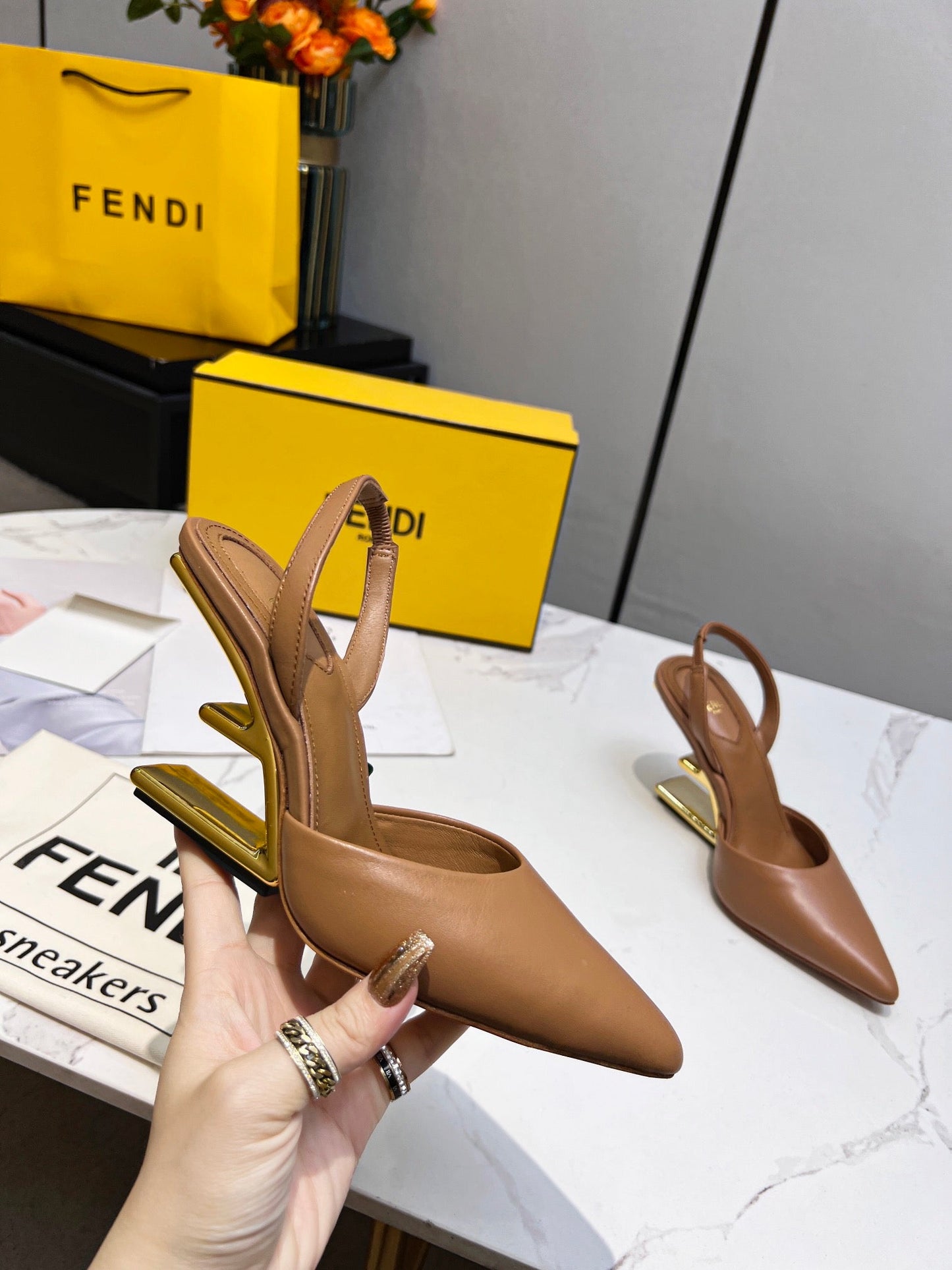 Luxury Shoes - FED - 407