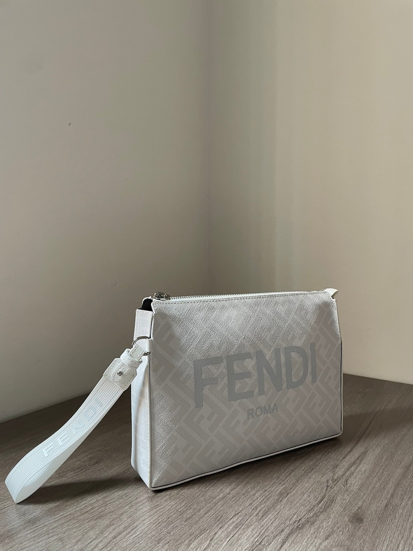 ELE -  Bag - FED - 124
