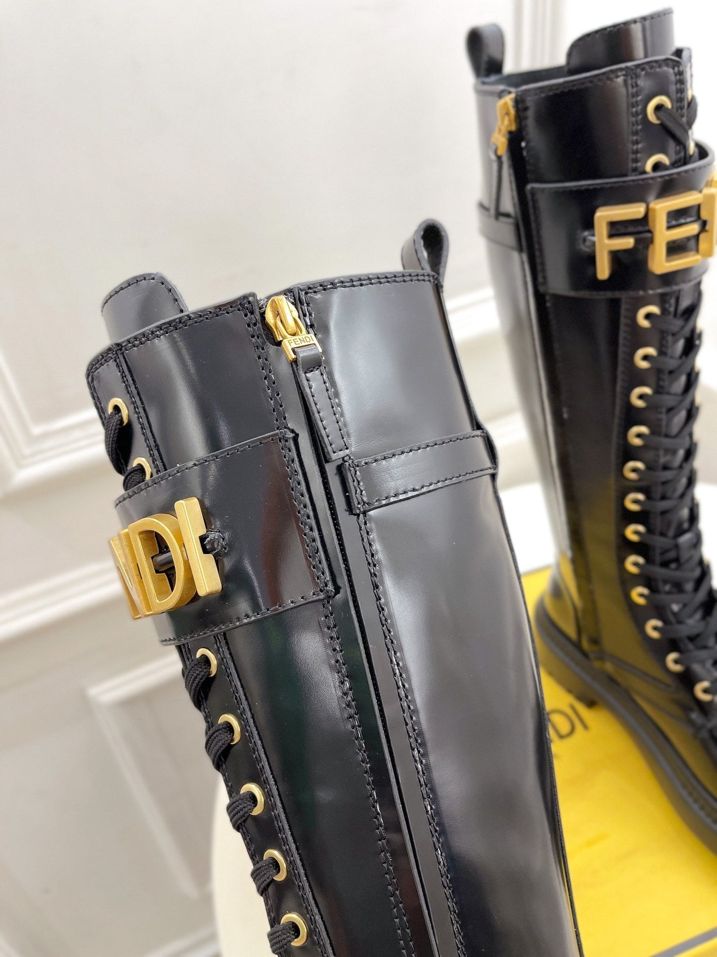 Luxury Shoes - FED - 318