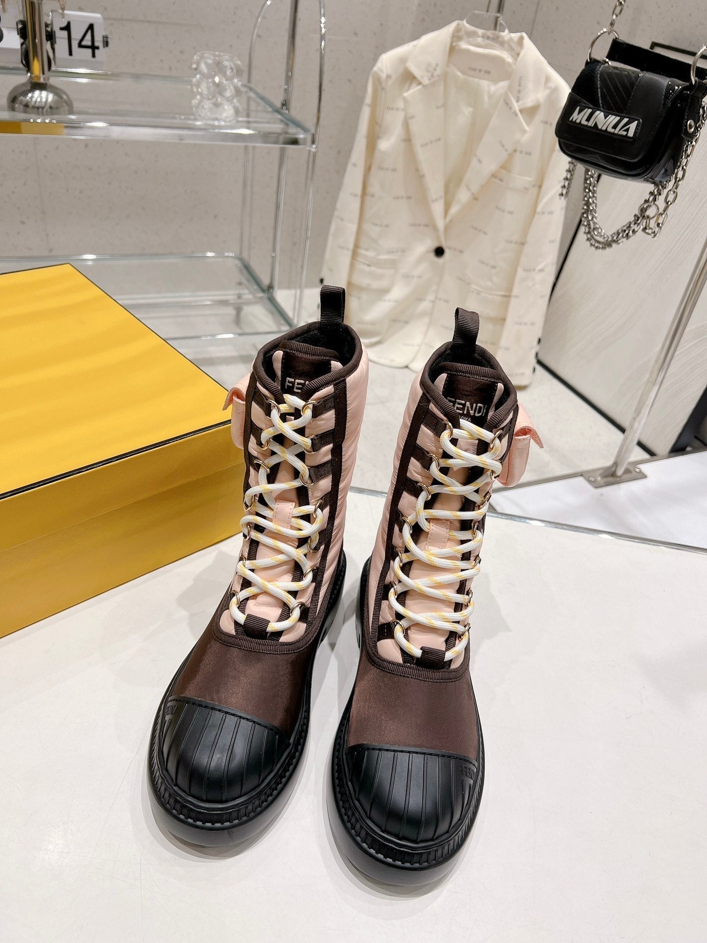 Luxury Shoes - FED - 239