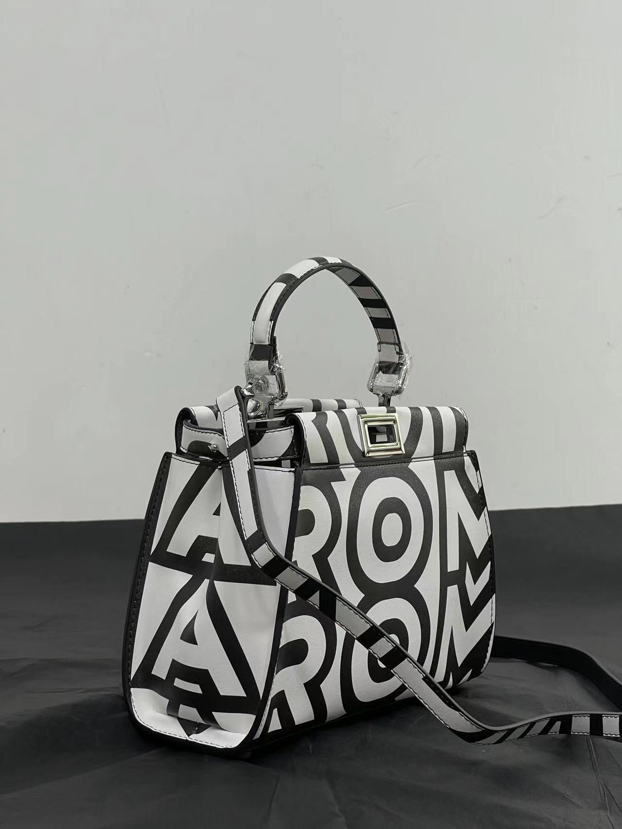 ELE -  Bag - FED - 086