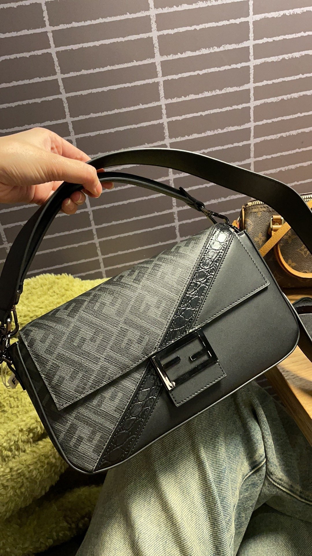 ELE -  Bag - FED - 077