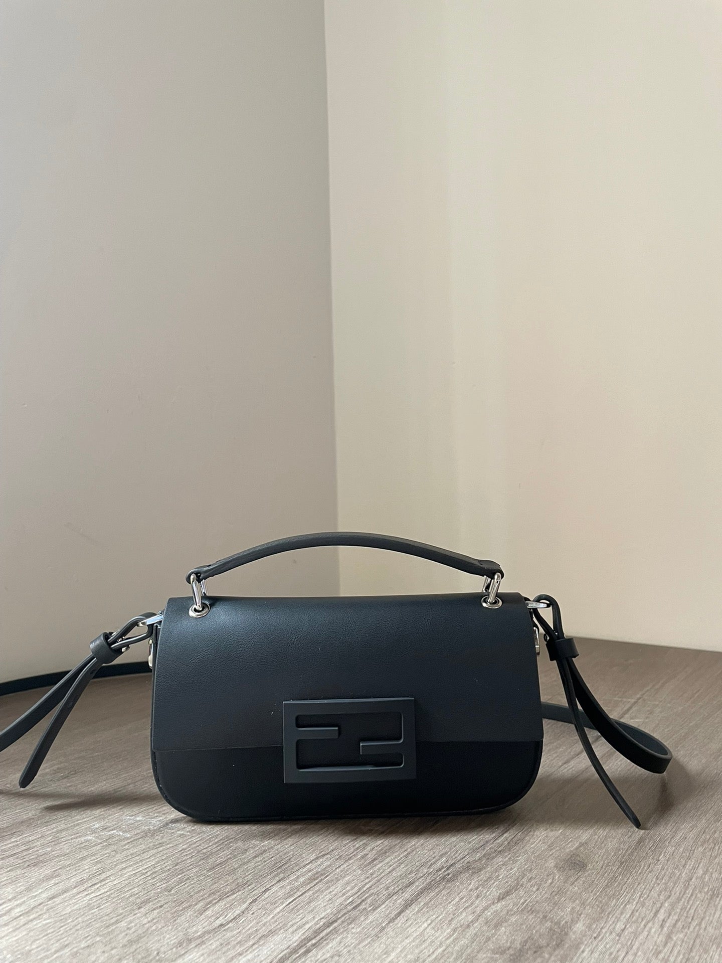 ELE -  Bag - FED - 053