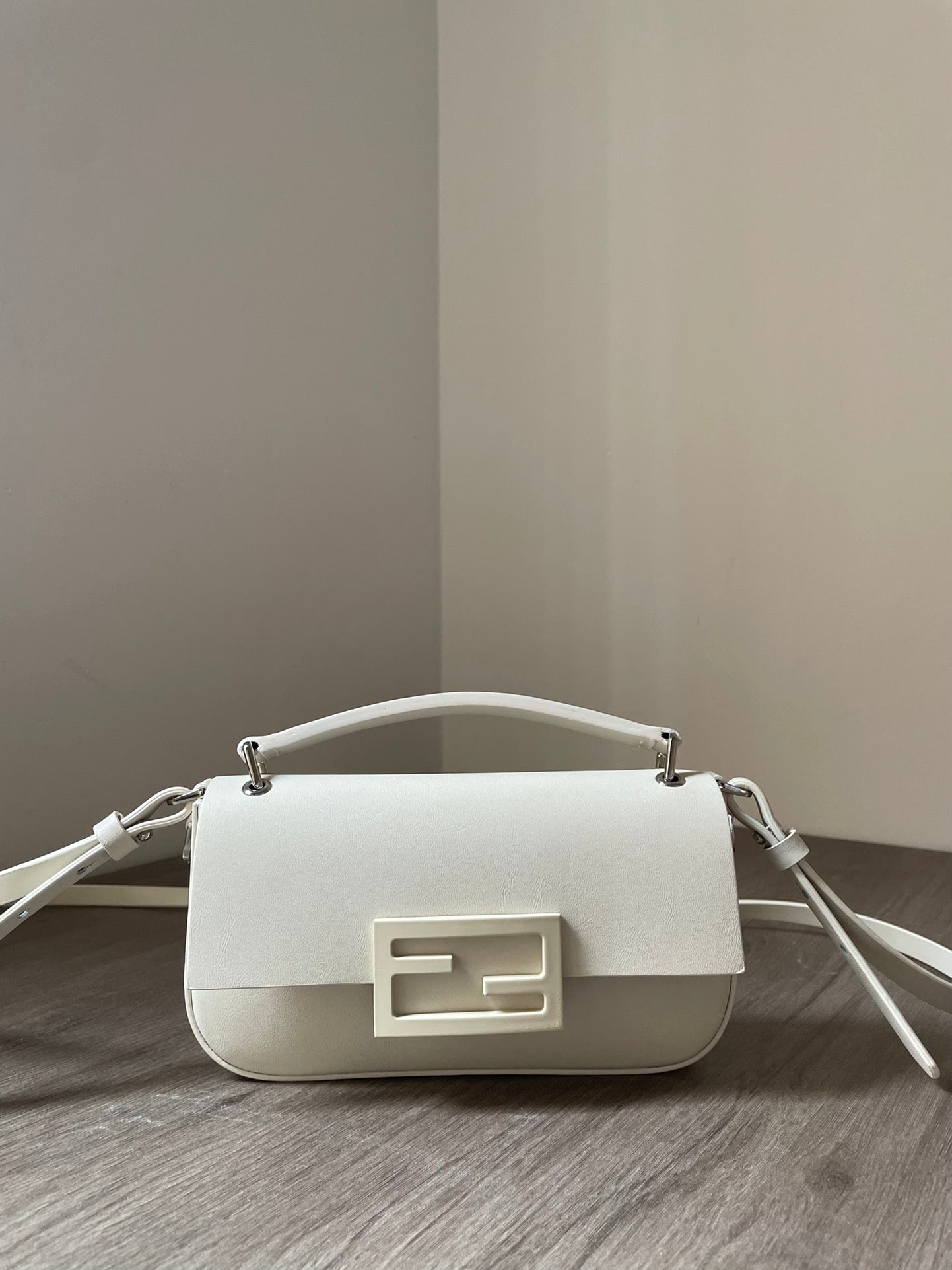 ELE -  Bag - FED - 052