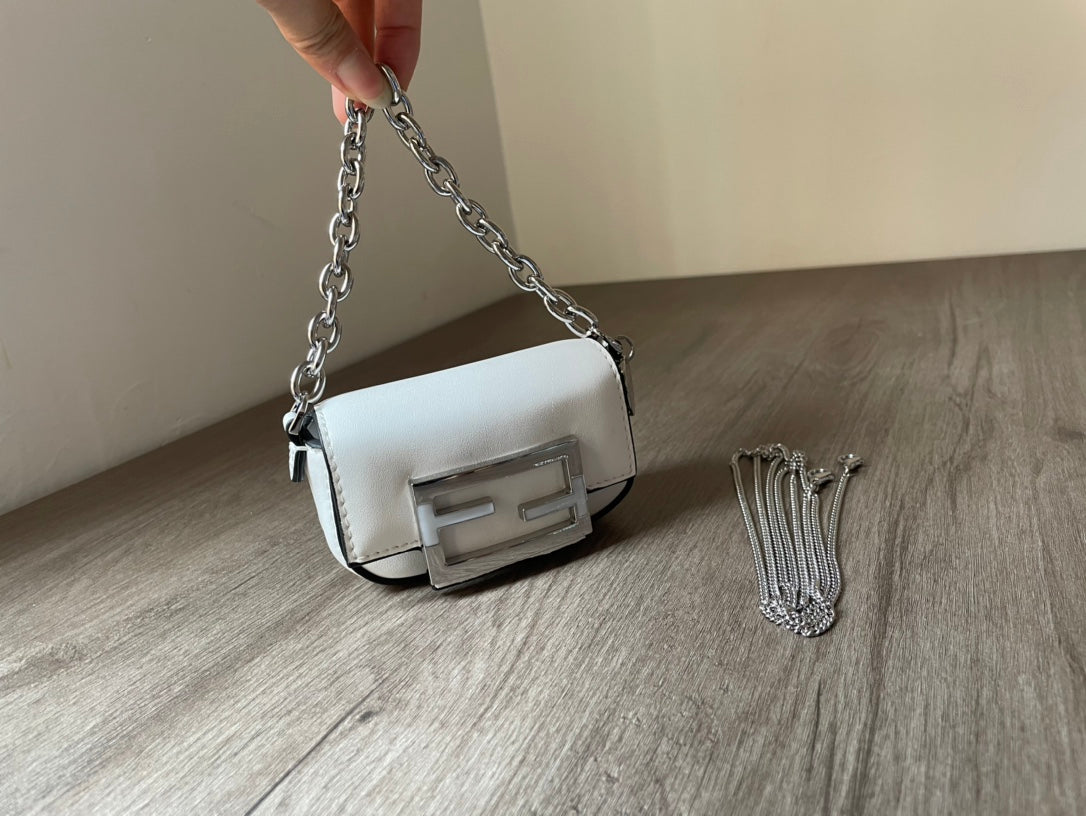 ELE -  Bag - FED - 055