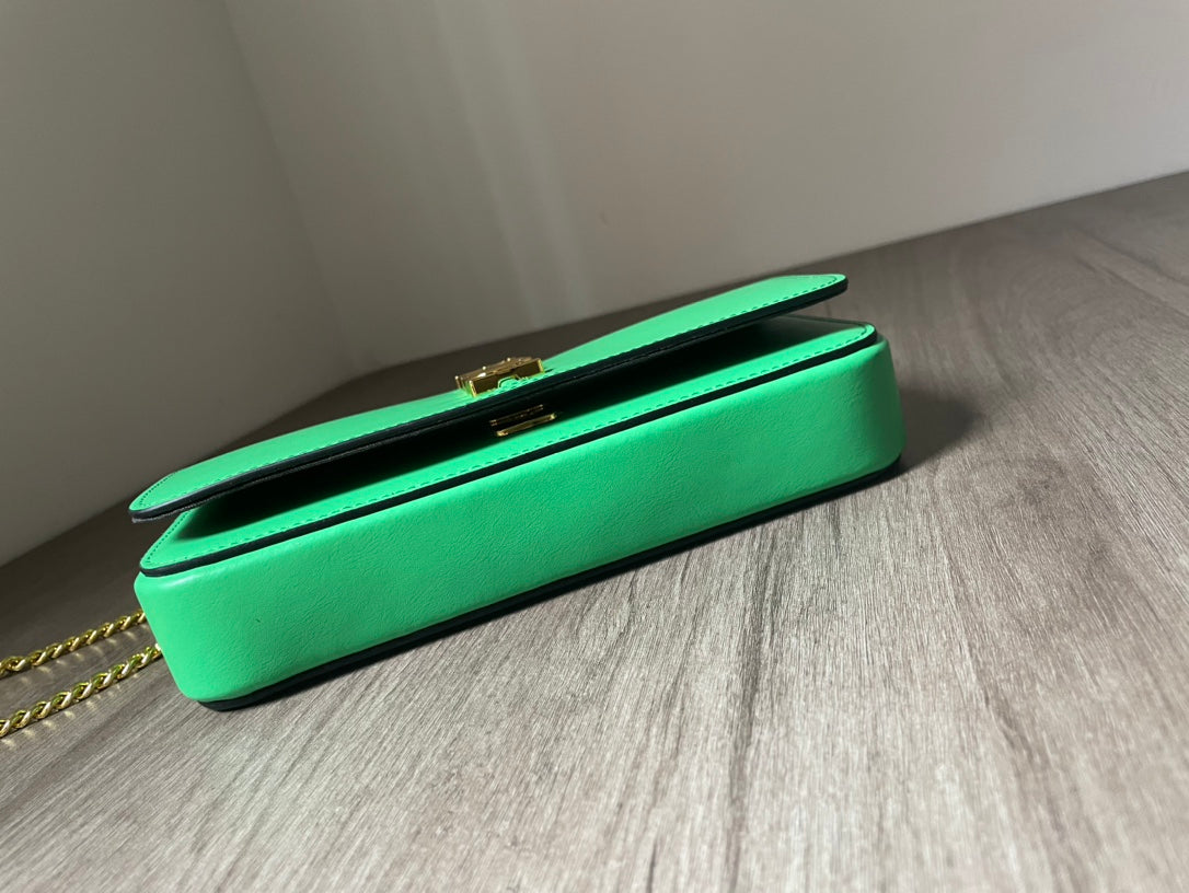 ELE -  Bag - FED - 025