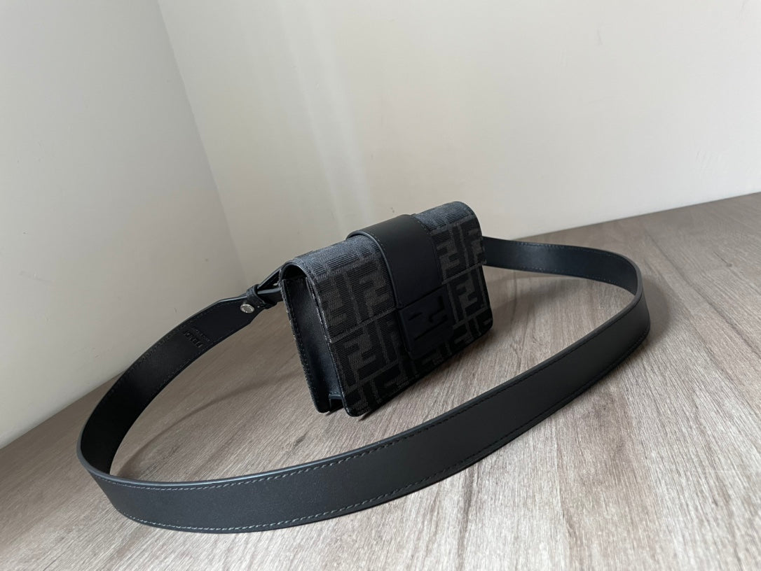 ELE -  Bag - FED - 010