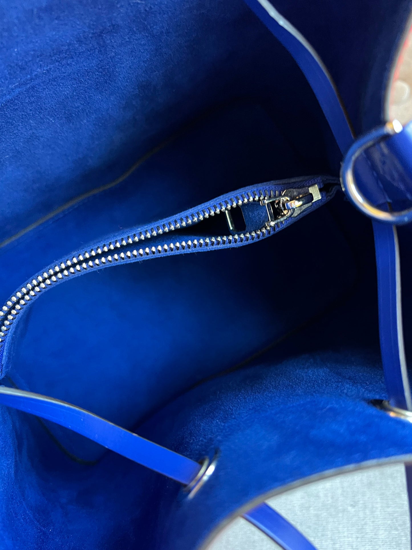 Louis Vuitton Neo Noe Bucket Bag Coquelicot (RRP £1,930)
