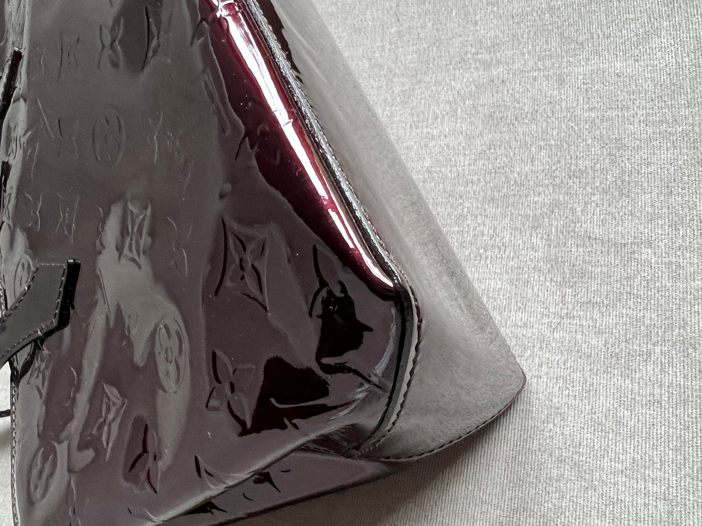 Louis Vuitton Wilshire Amarante Vernis Patent Leather