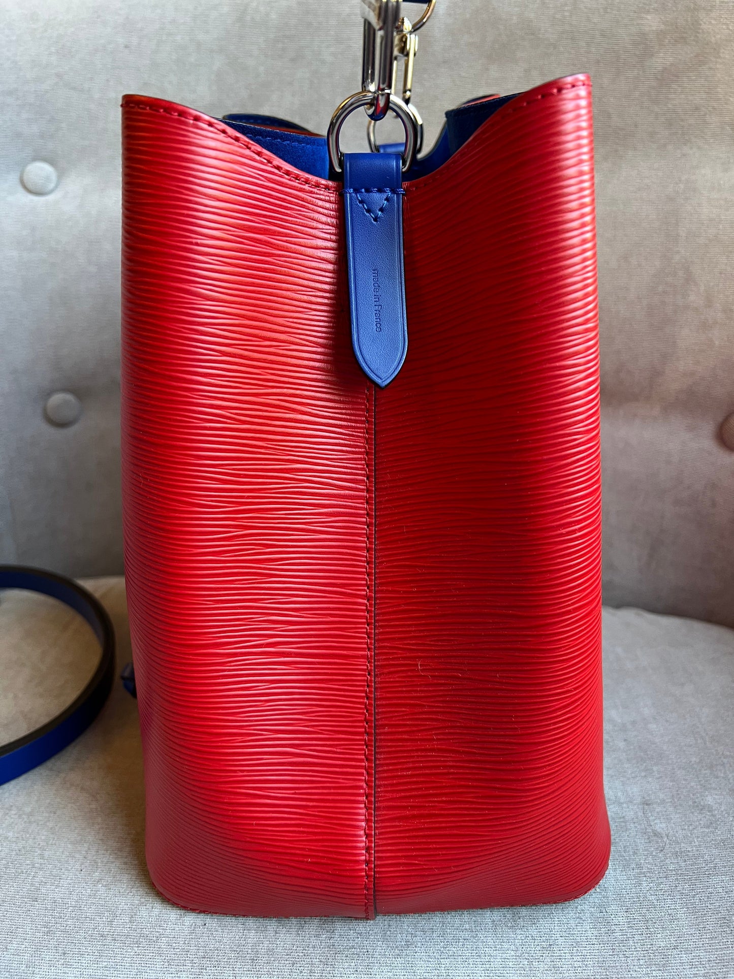 Louis Vuitton Neo Noe Bucket Bag Coquelicot (RRP £1,930)