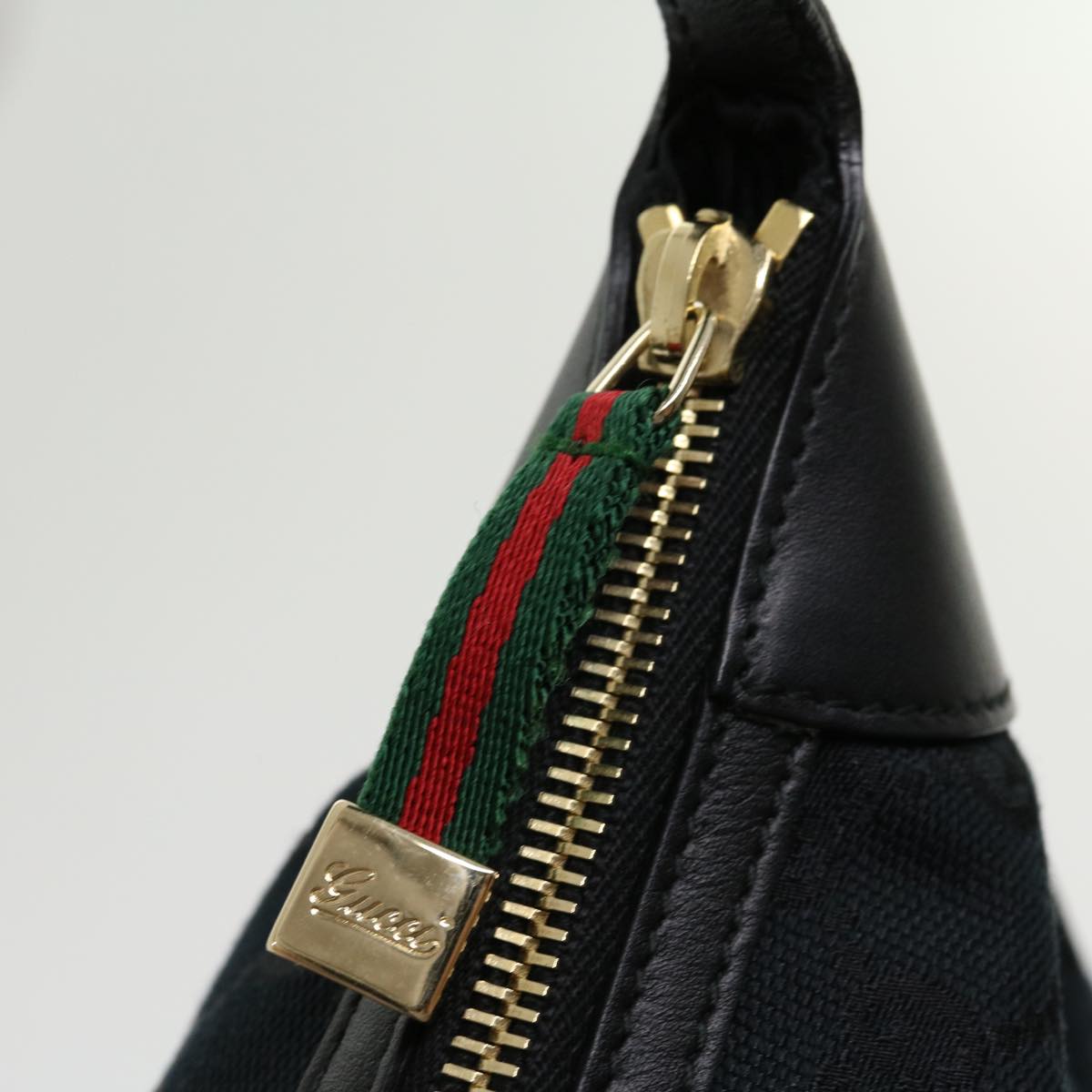 GUCCI GG Canvas Web Sherry Line Pouch Black Red Green ki2089A