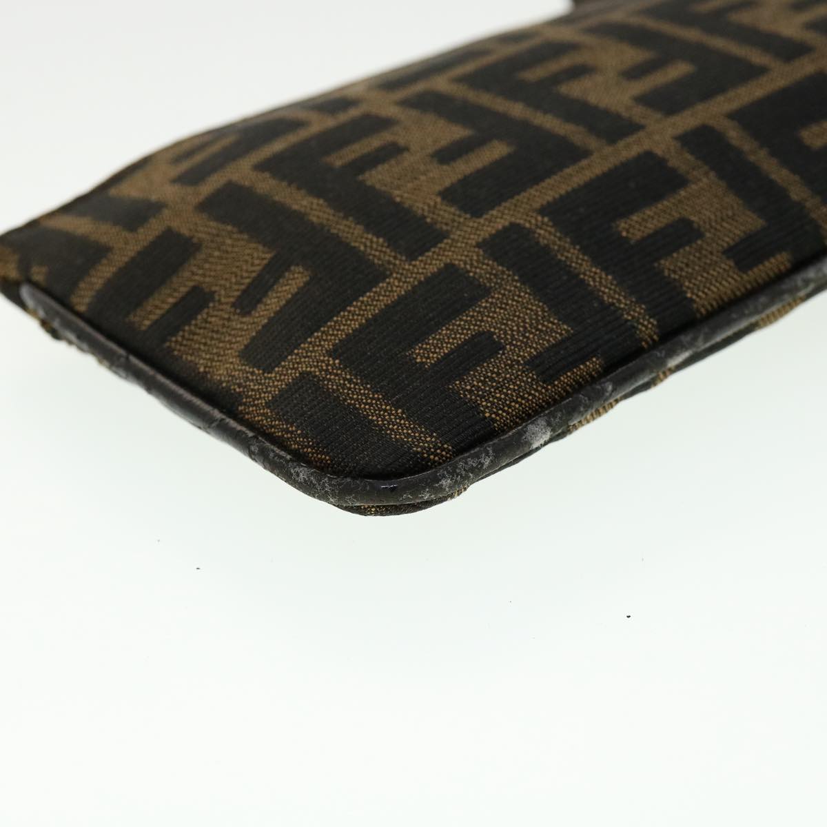 FENDI Zucca Canvas Pouch Brown ki2134