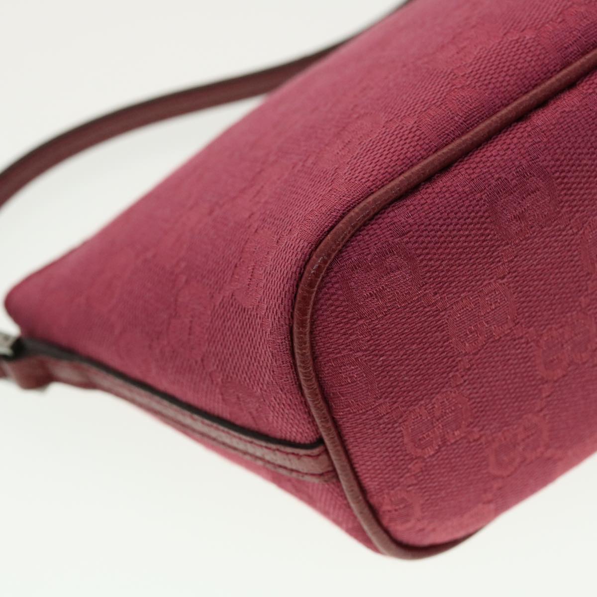 GUCCI GG Canvas Hand Pouch Pink 07198 ki2852