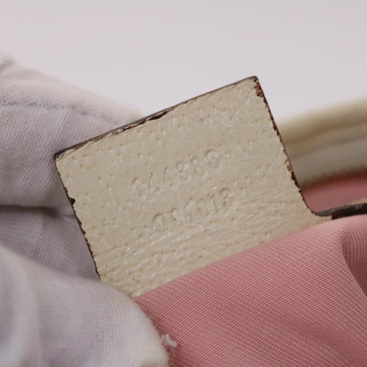 GUCCI GG Canvas Sherry Line Shoulder Bag Pink Khaki 144388 ki3108