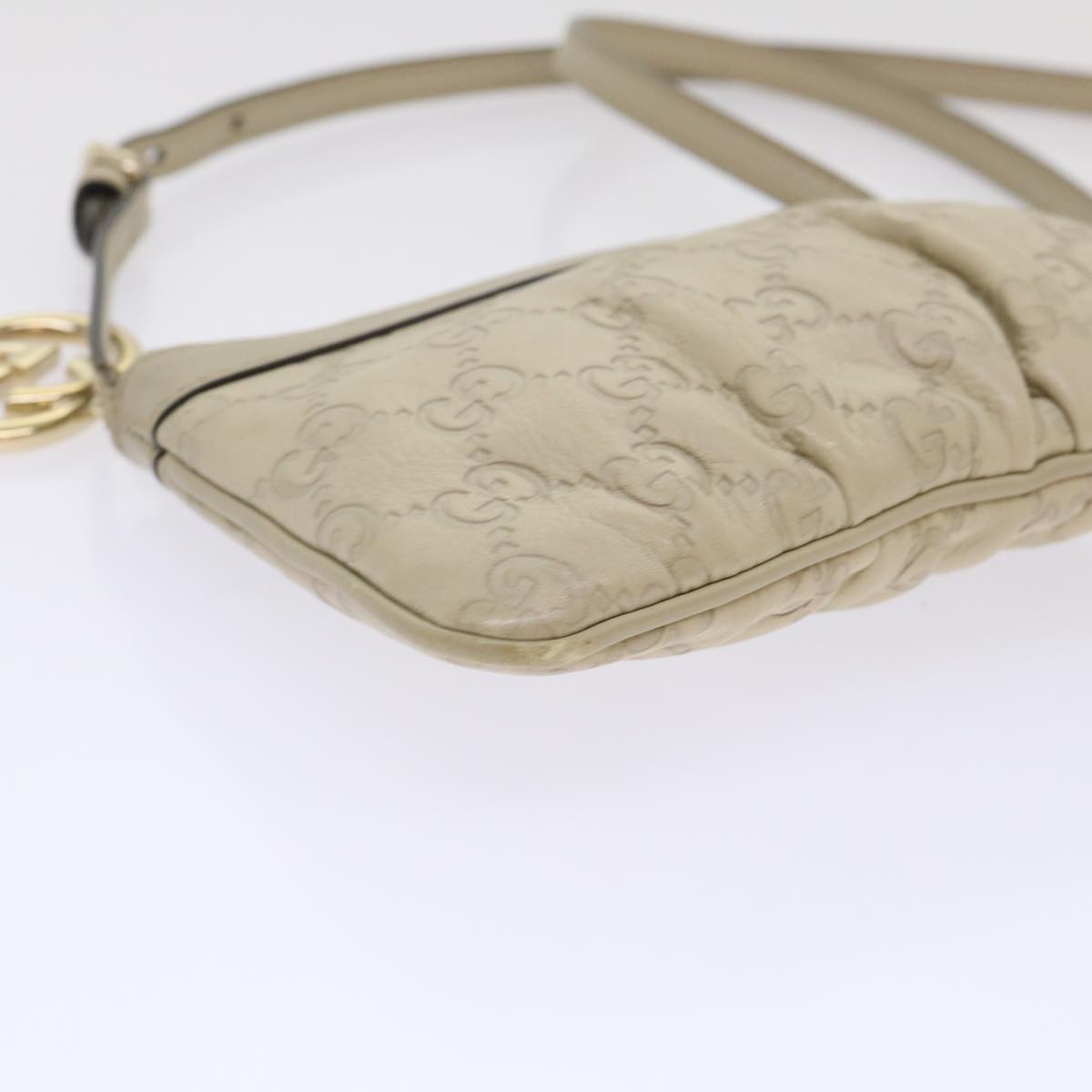 GUCCI GG Canvas Shoulder Bag White 212216 ki3158