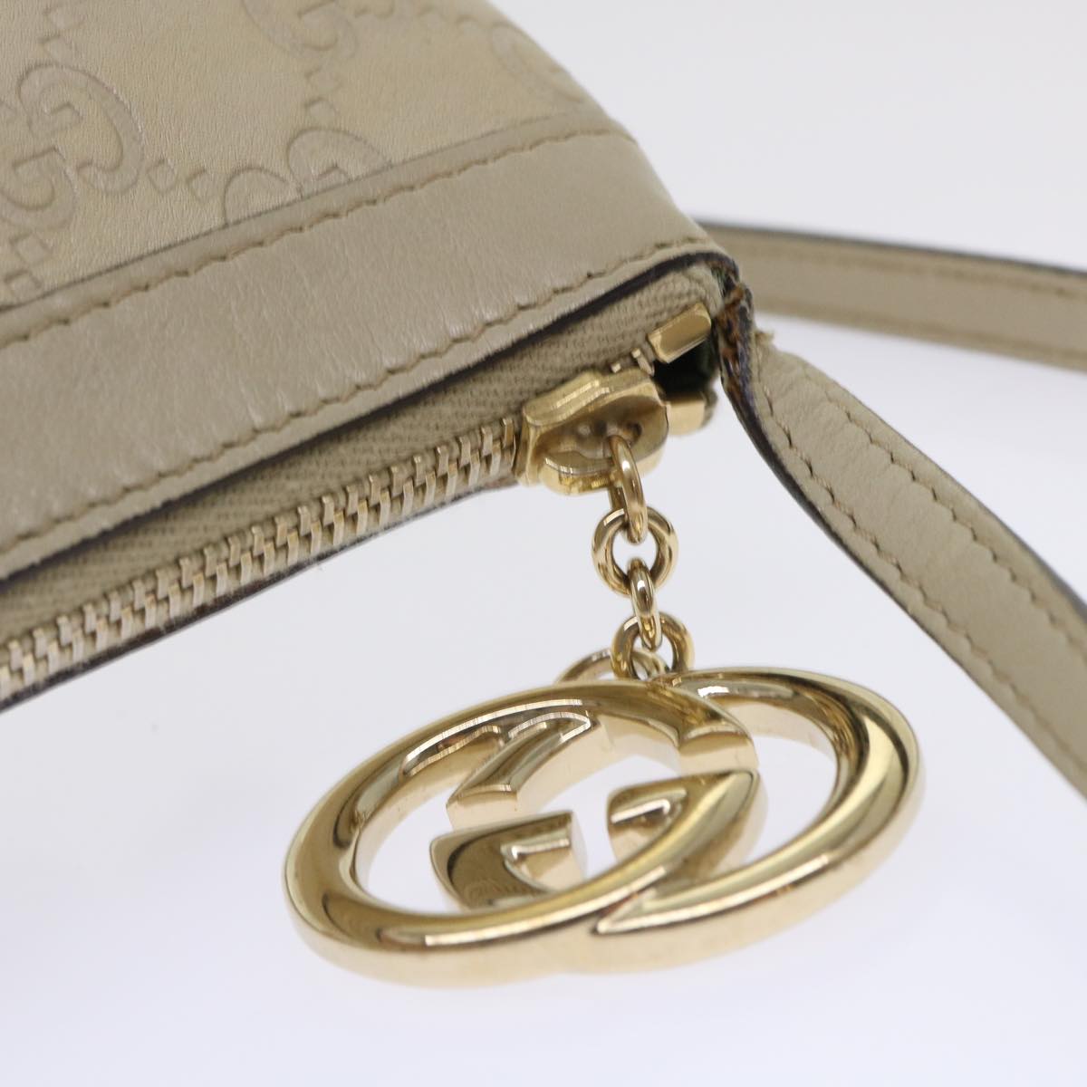 GUCCI GG Canvas Shoulder Bag White 212216 ki3158