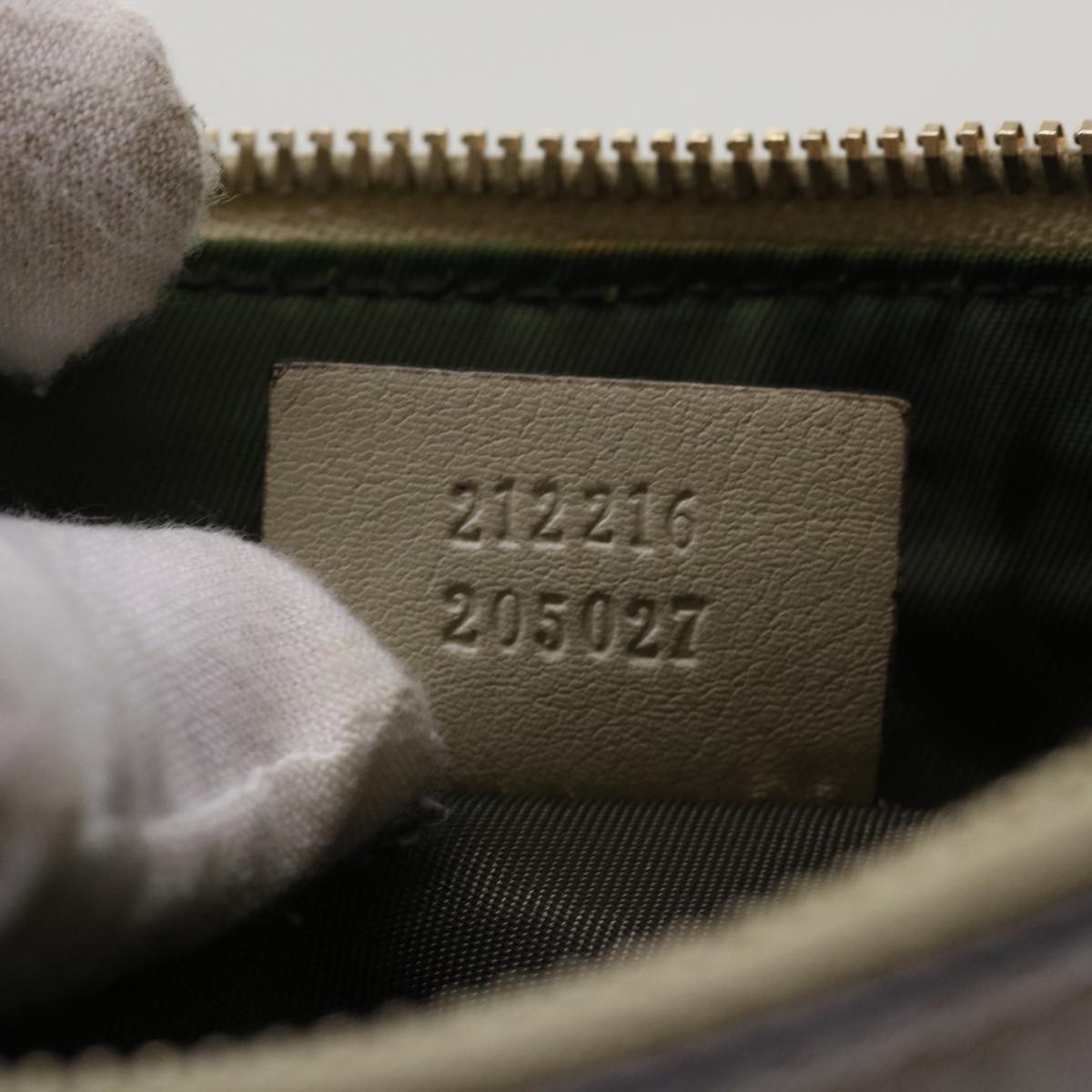 GUCCI GG Canvas Shoulder Bag White 212216 ki3158