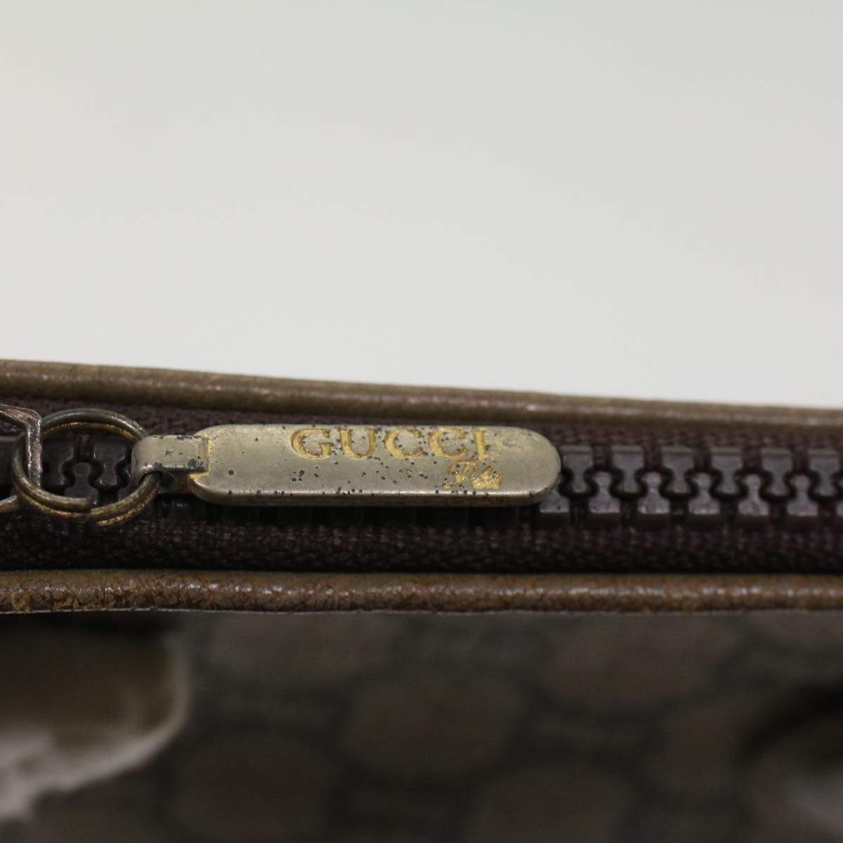 GUCCI GG PLUS Canvas Clutch Bag PVC Leather Beige ki3327