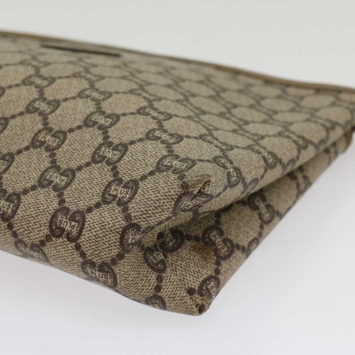 GUCCI GG PLUS Canvas Clutch Bag PVC Leather Beige ki3327