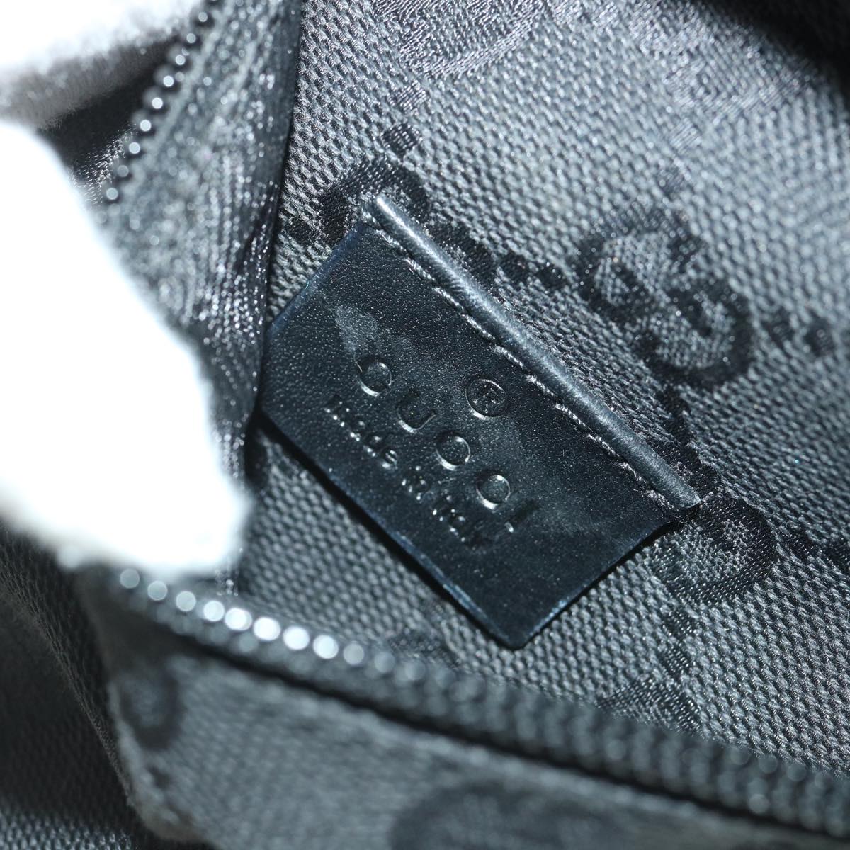 GUCCI GG Canvas Waist bag Black 28566 ki3540