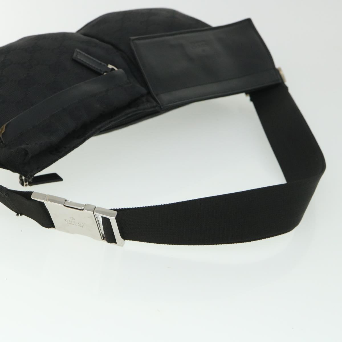 GUCCI GG Canvas Waist bag Black 28566 ki3540