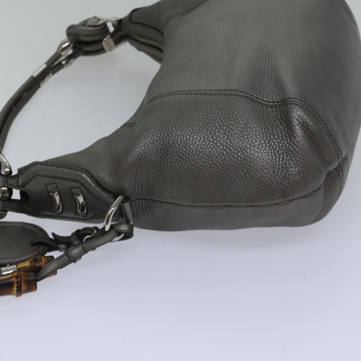 GUCCI Bamboo Fringe Shoulder Bag Leather Silver ki4907