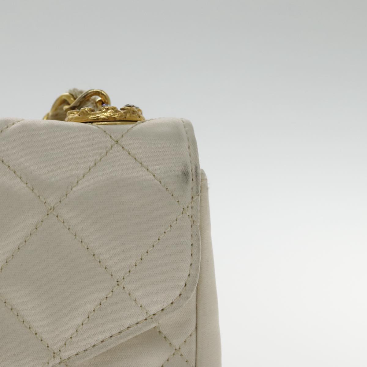 CHANEL Matelasse Chain Shoulder Bag Satin White Gold CC kk366A