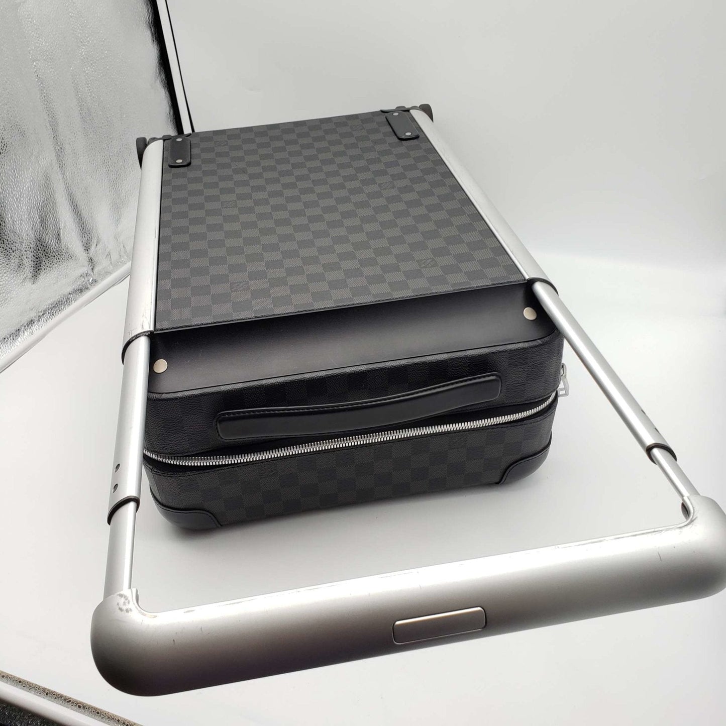 Louis Vuitton Horizon 55 Graphite Travel Luggage Bag