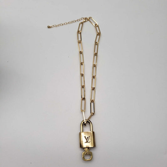 100%  Louis Vuitton Lock and Key with Unbranded Chain Necklace