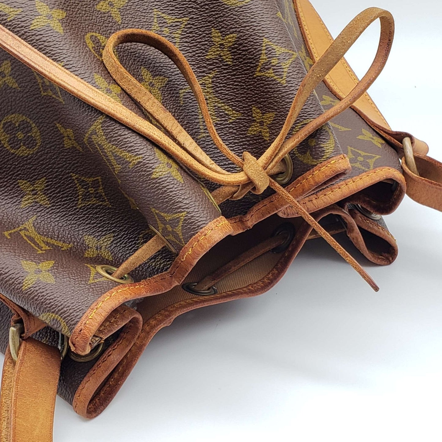 LOUIS VUITTON MONOGRAM PETIT NOE DRAWSTRING BAG