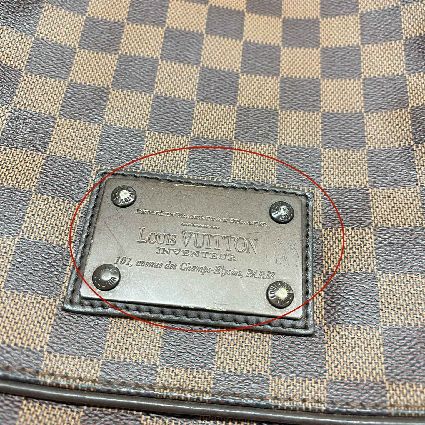 Men's Damier Ebene Brooklyn Pm Messenger Bag Brown