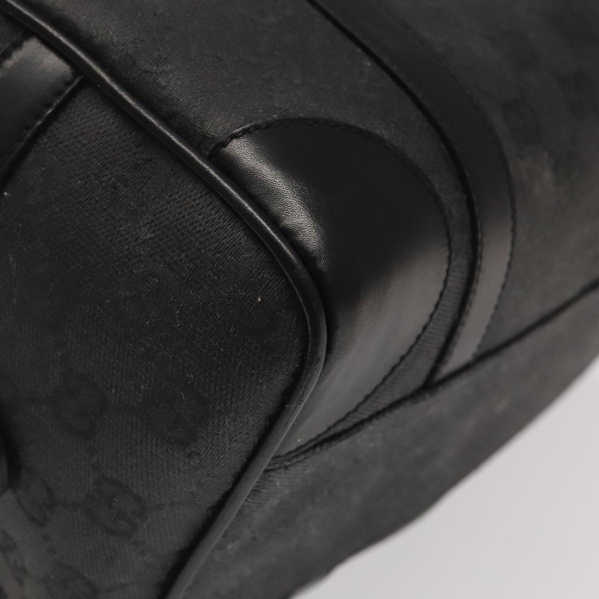 GUCCI GG Canvas Hand Bag Black Gold mr650
