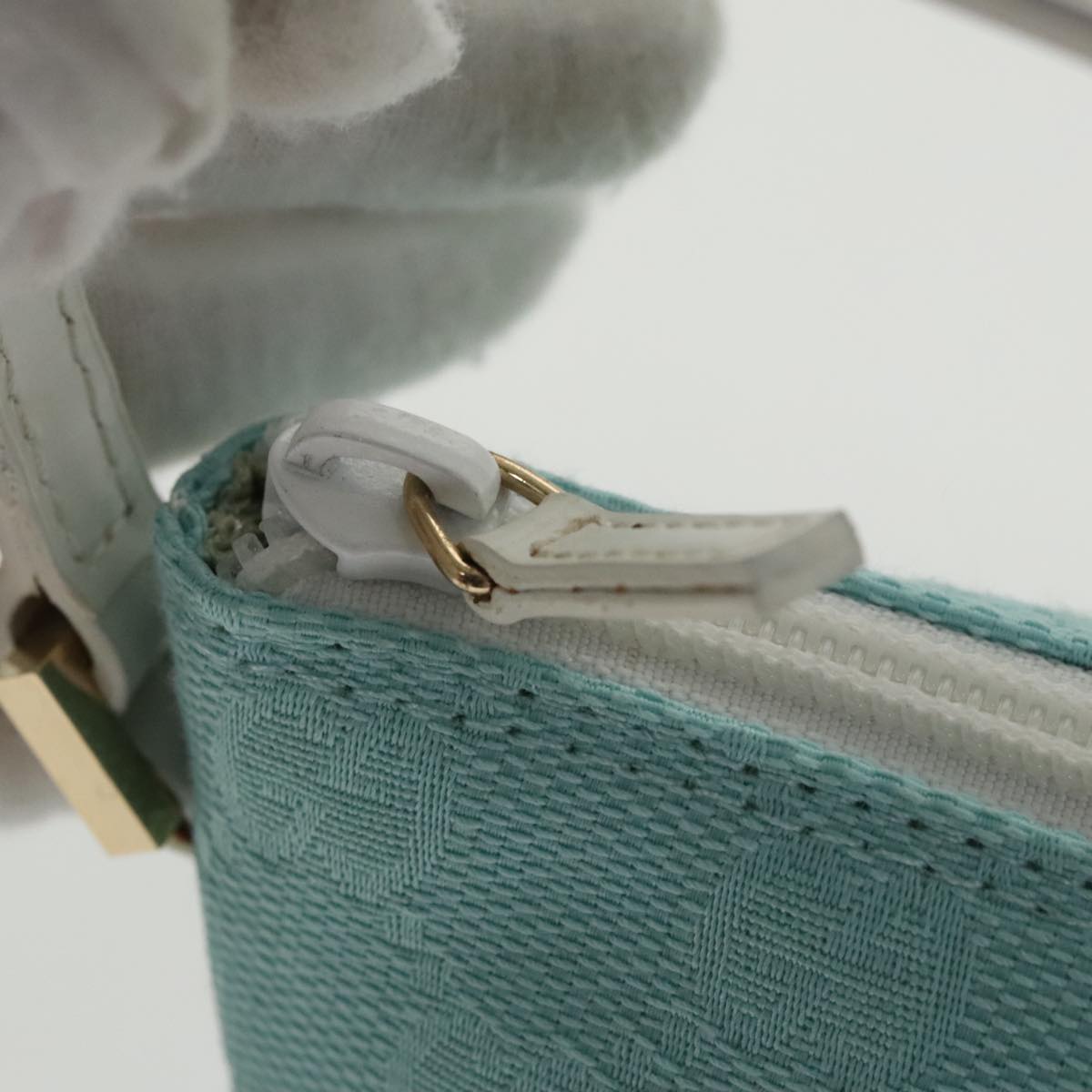 GUCCI GG Canvas Accessory Pouch Light Blue Gold mr670