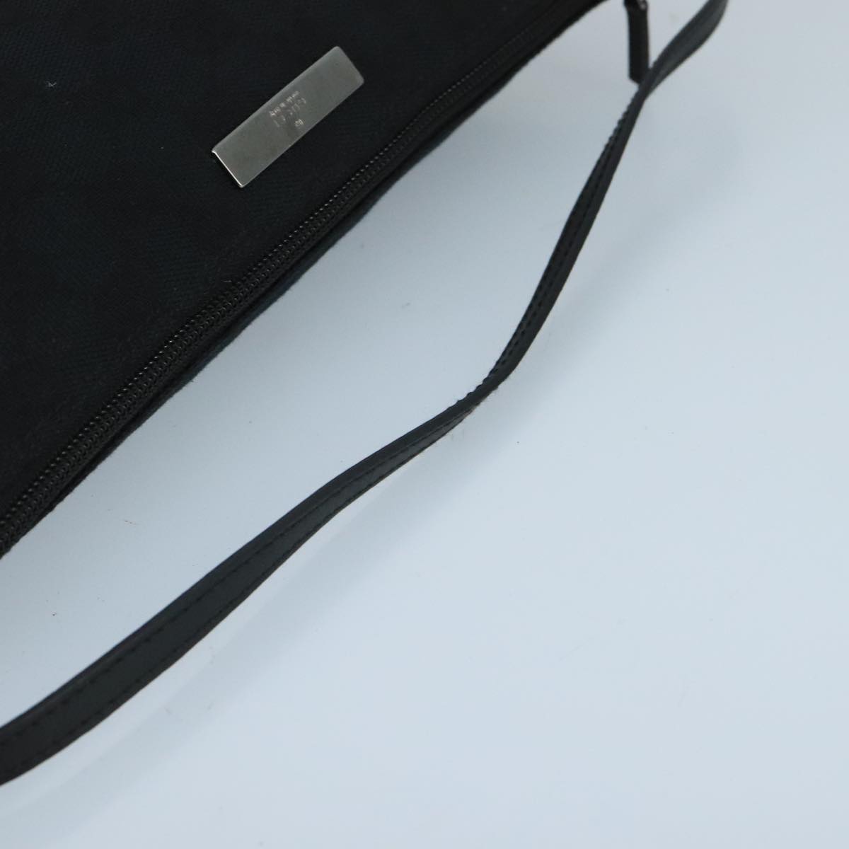 GUCCI GG Canvas Accessory Pouch Black mr675