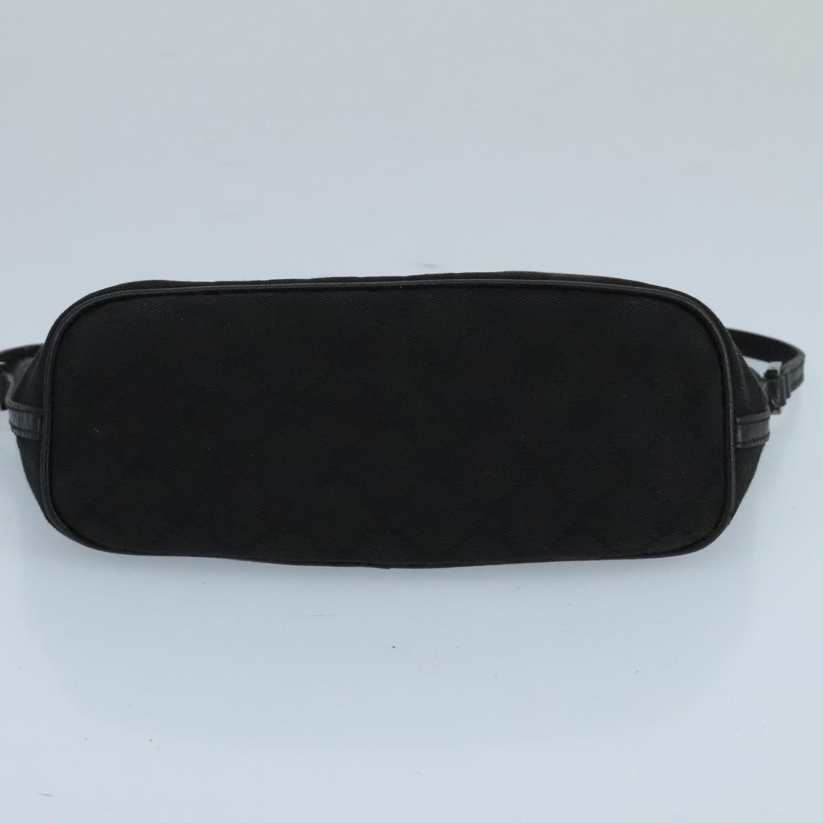 GUCCI GG Canvas Accessory Pouch Black 07198 mr685