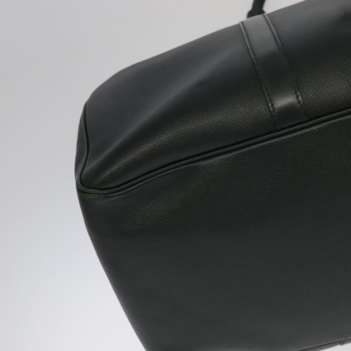 LOUIS VUITTON Taiga Kendall PM Boston Bag Epicea M30124 LV mr804
