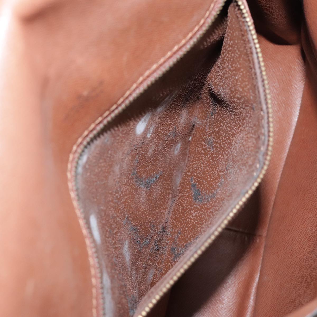 LOUIS VUITTON Monogram Saint Cloud GM Shoulder Bag M51242 LV mr851