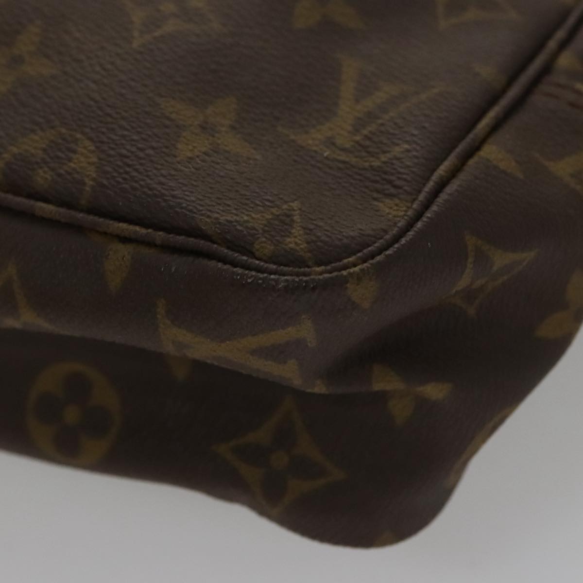 LOUIS VUITTON Monogram Trousse Toilette 28 Clutch Bag M47522 LV mr862