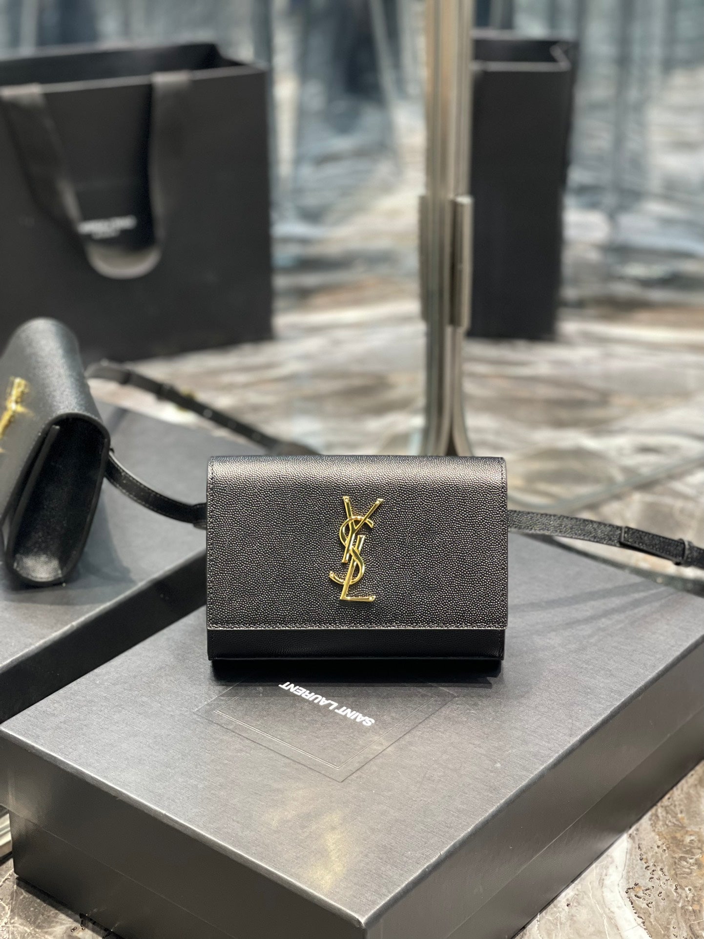 GLAMI Kate Belt Bag Black For Women, Women’s Bags 7in/18cm YSL 534395BOW0J1000