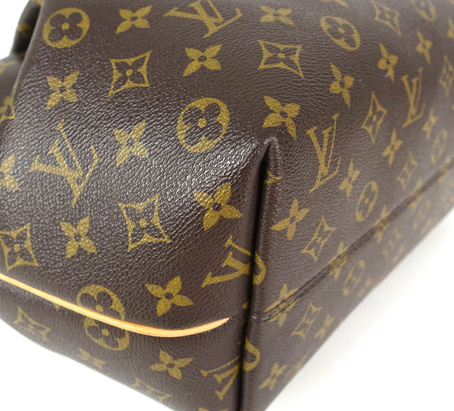 Louis Vuitto Monogram Canvas Turenne GM Handbag