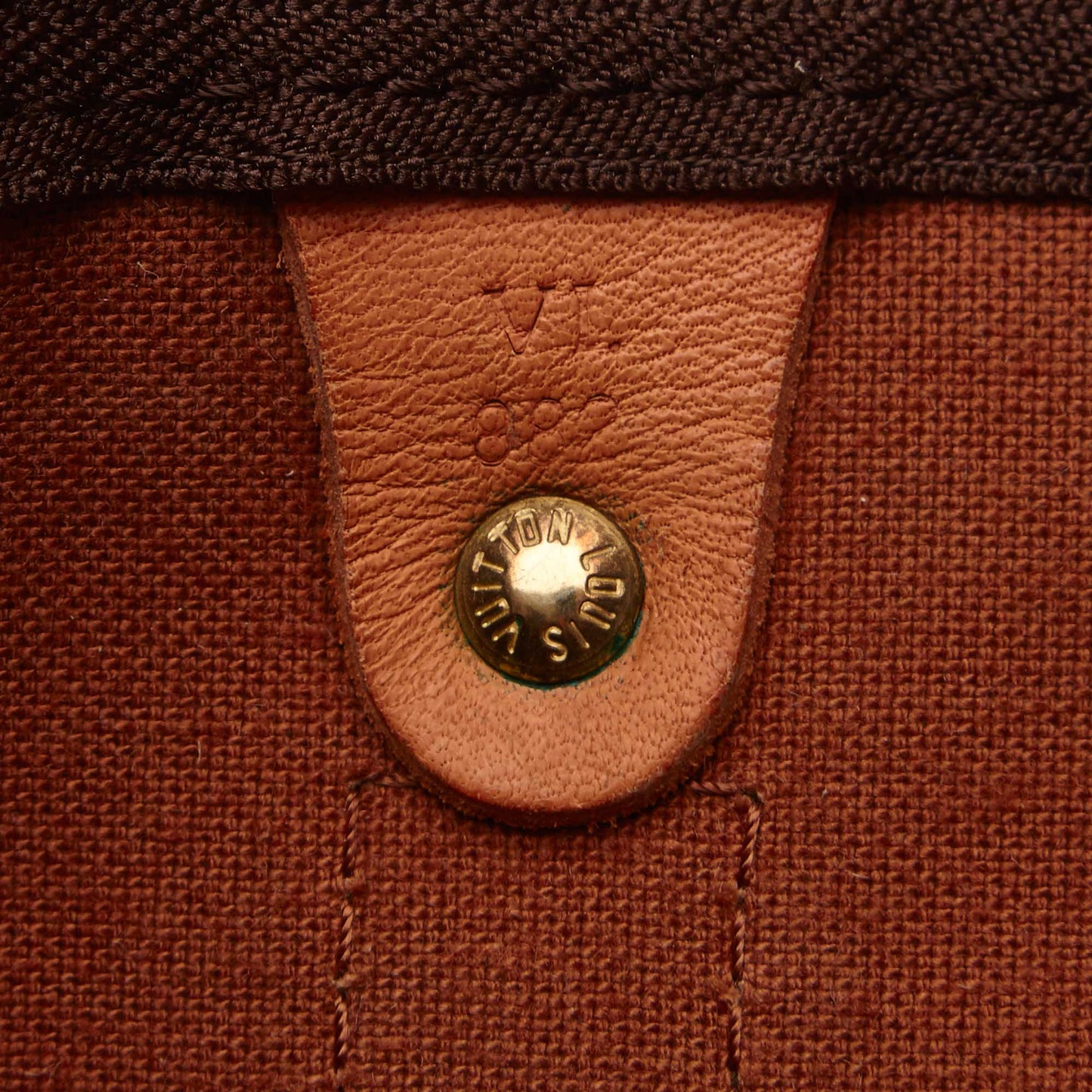 Louis Vuitto Keepall 50 Monogram Canvas Travel Bag