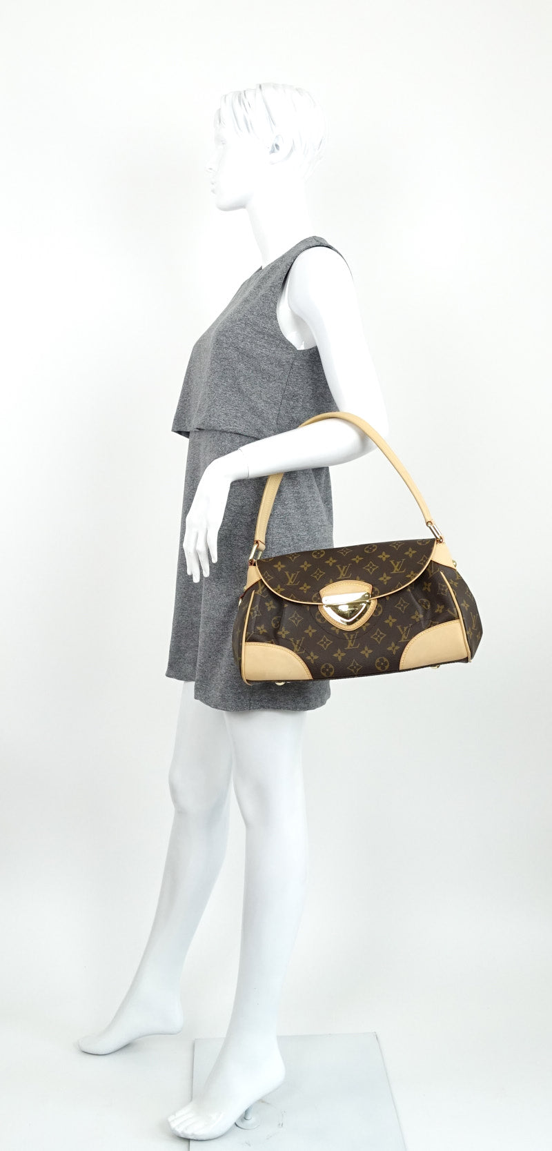 Louis Vuitto Beverly MM Monogram Canvas Shoulder Bag