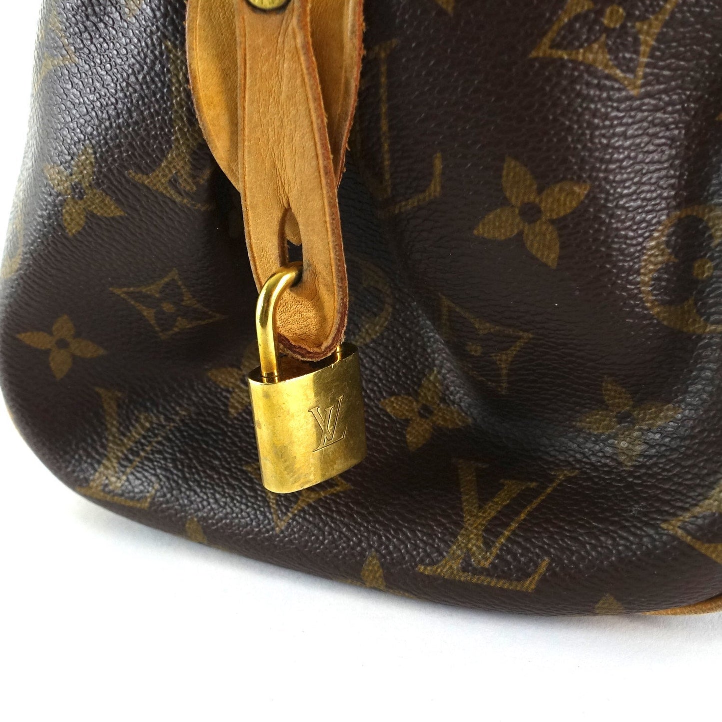 Louis Vuitto Montorgueil GM Monogram Canvas Bag