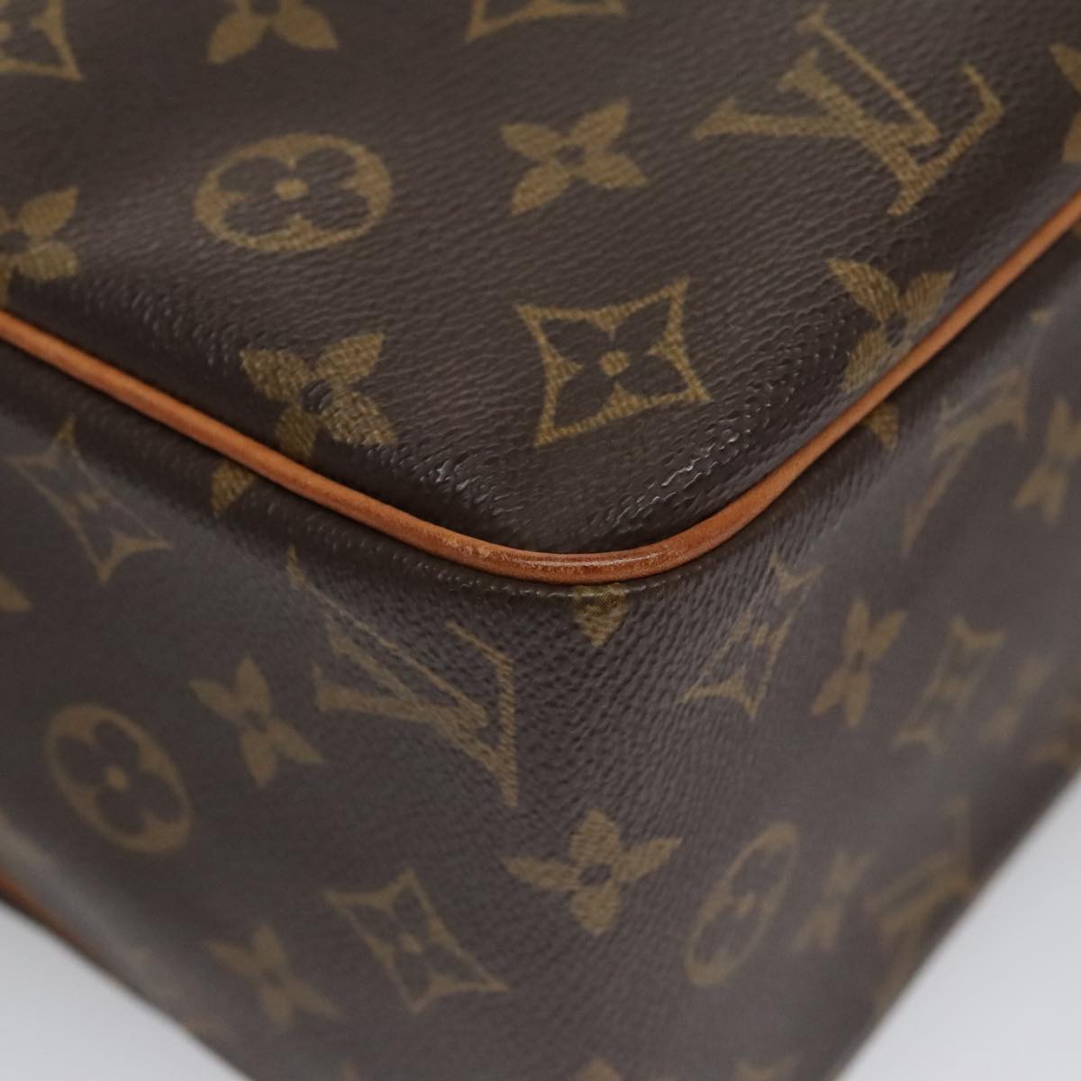 LOUIS VUITTON Monogram Cite GM Hand Bag M51181 LV PP048