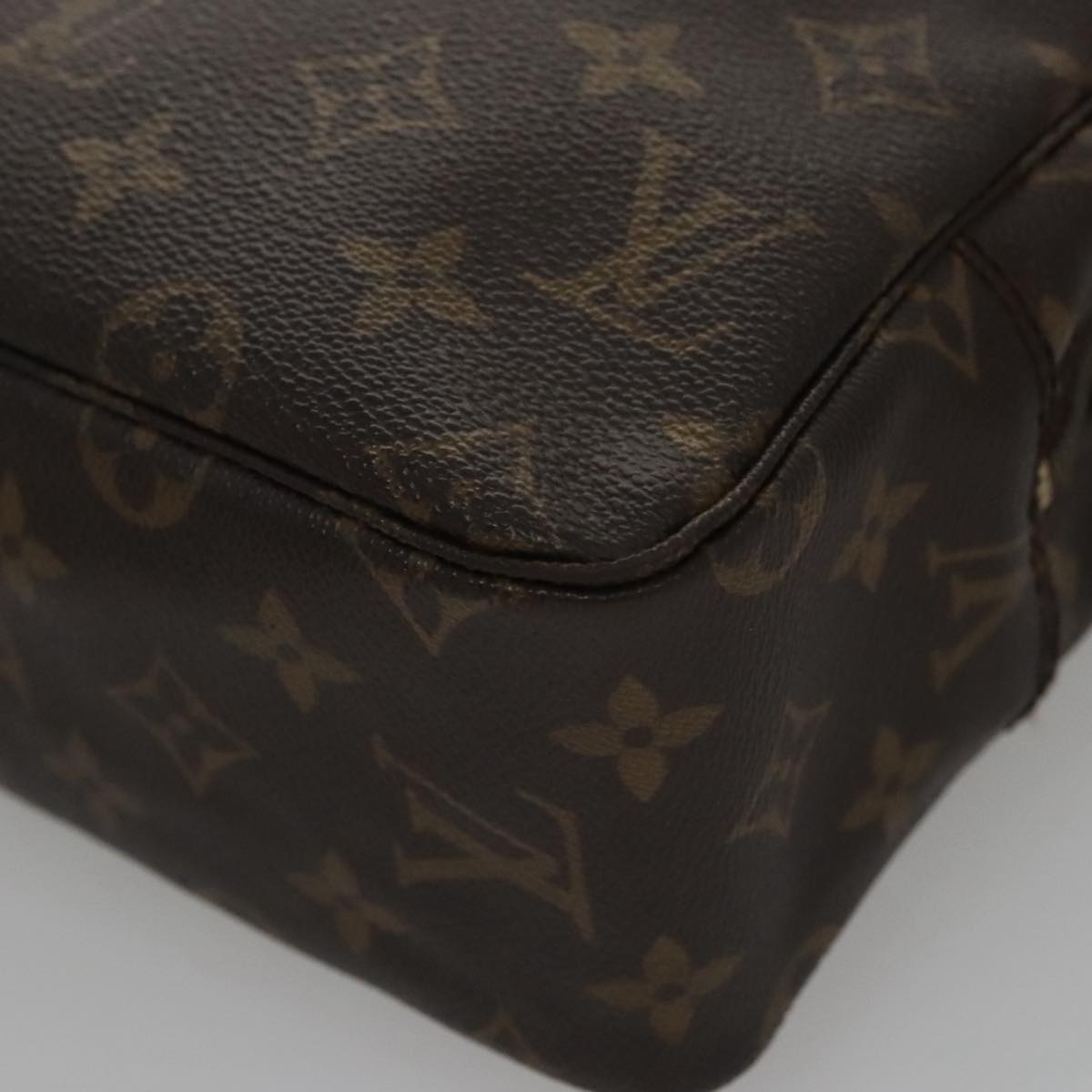 LOUIS VUITTON Monogram Trousse Toilette 28 Clutch Bag M47522 LV PP056