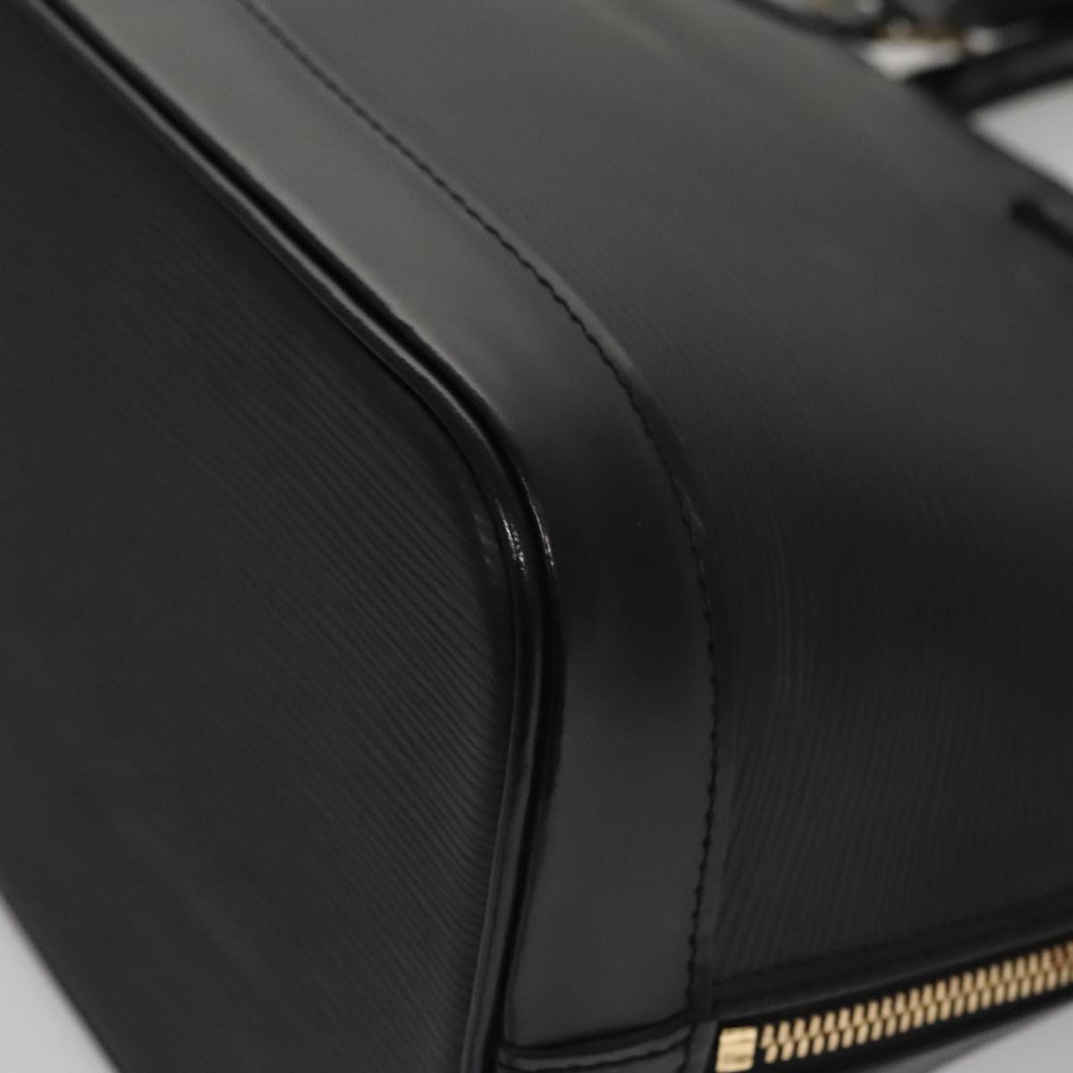 LOUIS VUITTON Epi Alma Hand Bag Black M52142 LV PP064