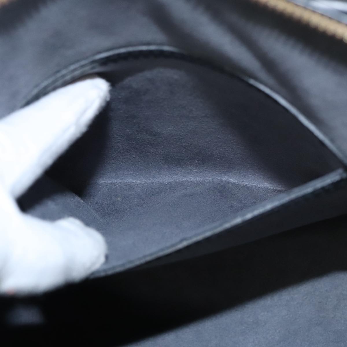 LOUIS VUITTON Epi Alma Hand Bag Black M52142 LV PP064