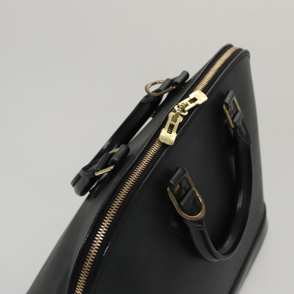 LOUIS VUITTON Epi Alma Hand Bag Black M52142 LV PP064