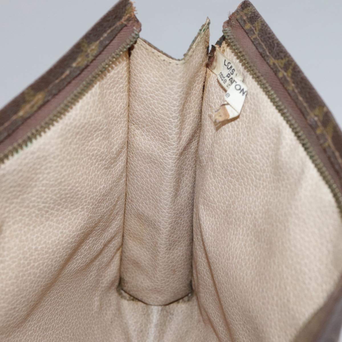 LOUIS VUITTON Monogram Poche Toilette 26 Pouch Vintage M47542 LV PP079